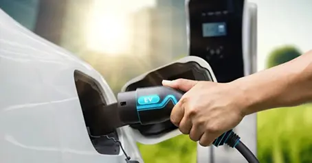 Жоғары температура мен қысымнан қорықпай, SABIC инновациялық пленкасы электрлік көлік конденсаторларына жаңа жетістіктерге жетуге көмектеседі.